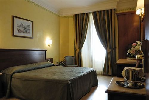 Hotel Sonya Rom
